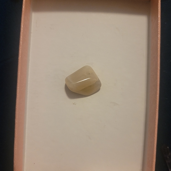 Crystals - Picture 3 of 7